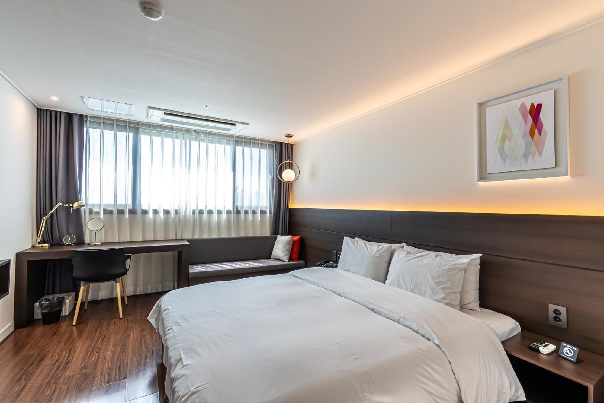Hotel The Grang Jungmun Seogwipo Dış mekan fotoğraf
