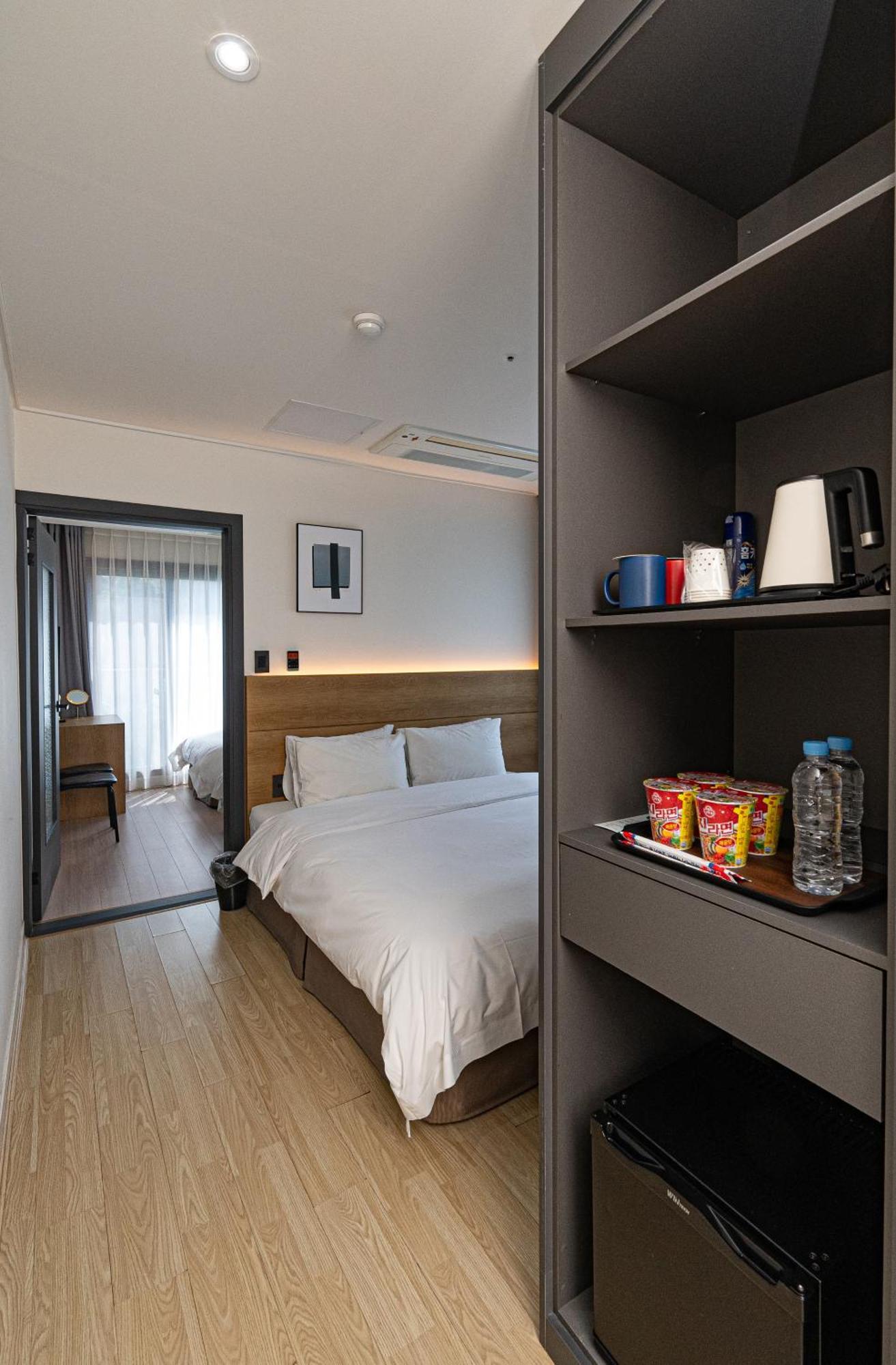 Hotel The Grang Jungmun Seogwipo Dış mekan fotoğraf